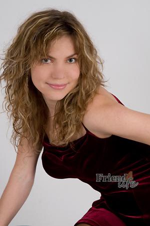 120704 - Yevgeniya Age: 31 - Ukraine