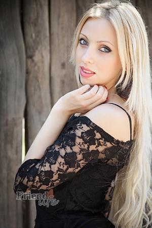 141013 - Kate Age: 21 - Ukraine