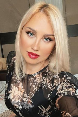 150631 - Yanina Age: 55 - Ukraine