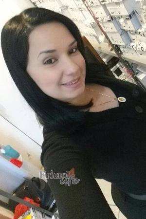 172948 - Yissel Age: 35 - Dominican Republic