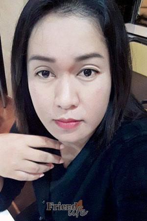 183506 - Kanyarat Age: 40 - Thailand