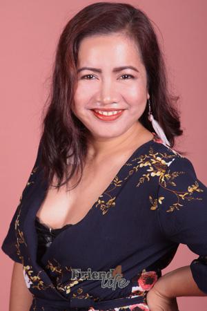 Philippines women