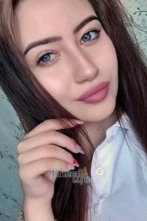 189437 - Alina Age: 23 - Ukraine