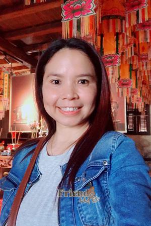 195940 - Simaporn Age: 47 - Thailand