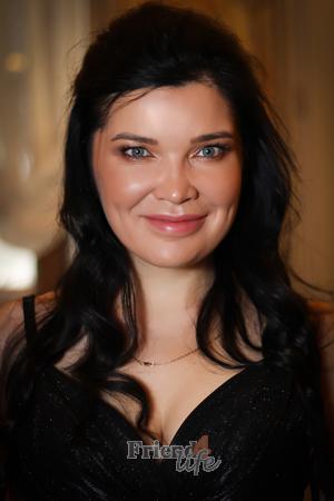 196132 - Dilyara Age: 43 - Ukraine