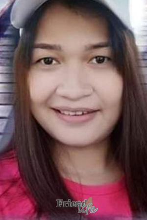 197015 - Wipharat Age: 42 - Thailand