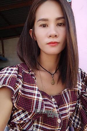 Ladies of Samutsathorn