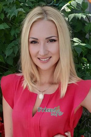 202757 - Oksana Age: 28 - Ukraine