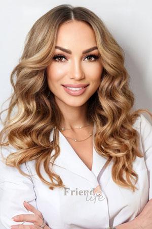 203192 - Olena Age: 47 - Russia