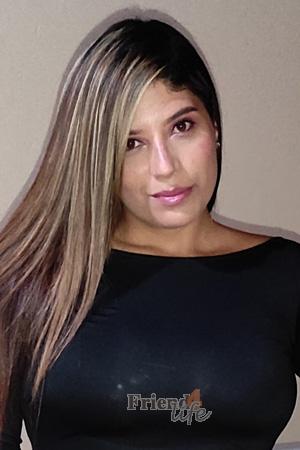 204578 - Daniela Age: 32 - Colombia