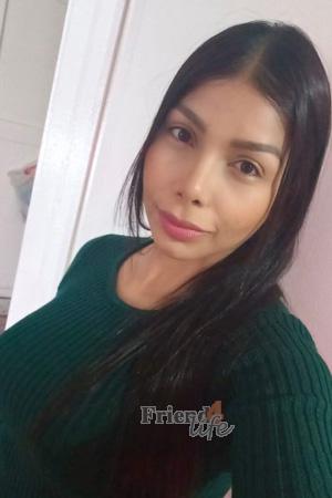 204583 - Karen Age: 38 - Colombia