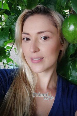 205084 - Ana Maria Age: 42 - Colombia