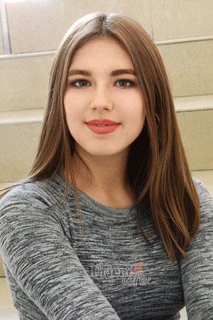 205207 - Daryna Age: 19 - Ukraine