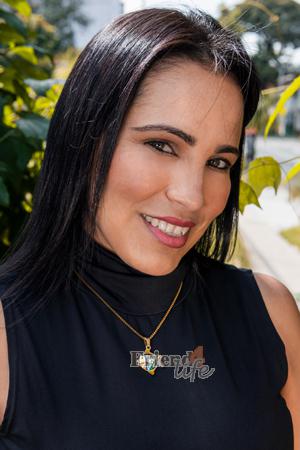 206847 - Deysi Age: 40 - Colombia