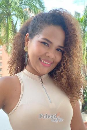 209512 - Daniela Age: 27 - Colombia