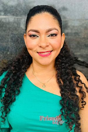 209839 - Andrea Age: 34 - Colombia