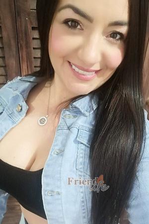 210451 - Johanna Age: 44 - Costa Rica