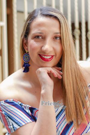 210700 - Karen Age: 37 - Colombia