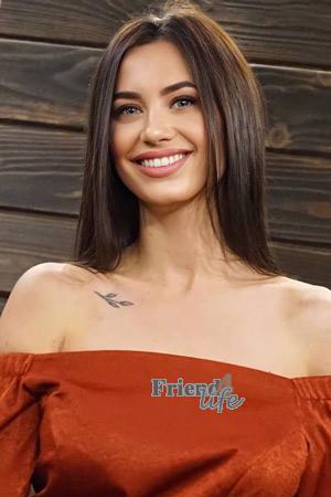 211210 - Yuliia Age: 28 - Ukraine