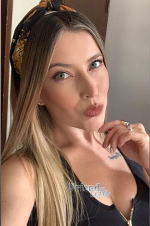 211463 - Margie Age: 29 - Colombia