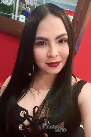 211543 - Maria Alejandra Age: 27 - Colombia