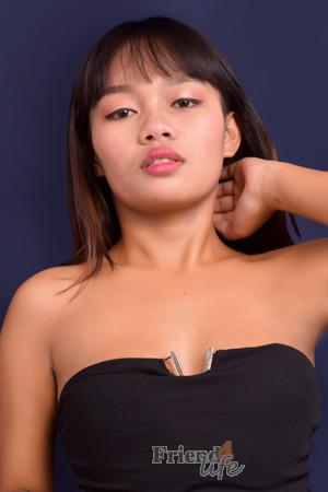 213018 - Marisa Age: 19 - Philippines