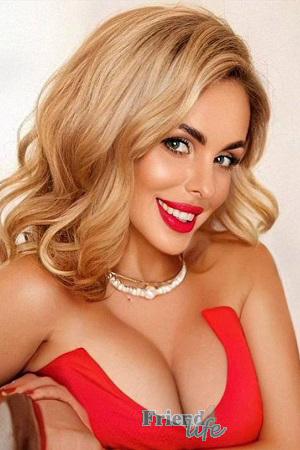 214972 - Viktoriya Age: 35 - Ukraine