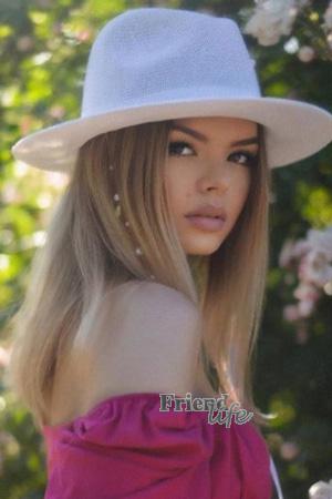 215993 - Anastasia Age: 27 - Ukraine