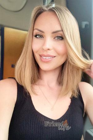 216080 - Iryna Age: 36 - Ukraine