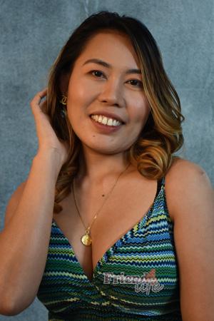 217136 - Jenjen (Jen) Age: 36 - Philippines
