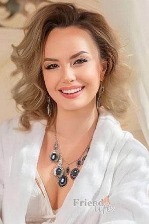 217647 - Zoryana Age: 38 - Ukraine