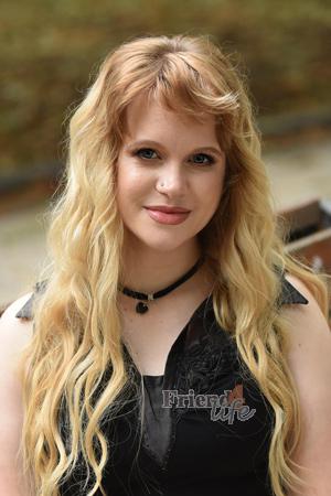 217962 - Eugenia Age: 32 - Ukraine