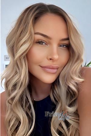 219119 - Sophie Marie Age: 32 - United Kingdom