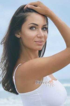 221952 - Oleksandra Age: 32 - Ukraine