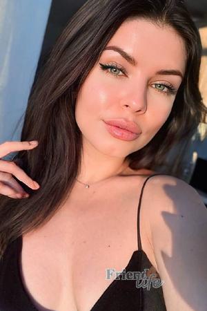 222025 - Chrystyna Age: 26 - Ukraine