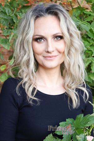 222277 - Alla Age: 45 - Ukraine