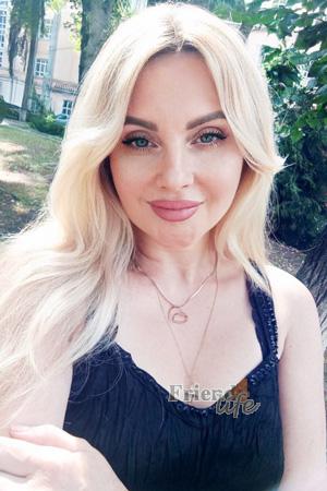 223177 - Lana Age: 55 - Ukraine