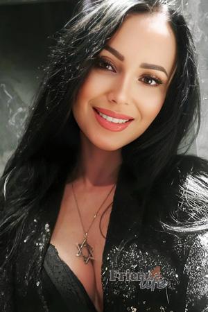 225887 - Khrystyna Age: 41 - Ukraine