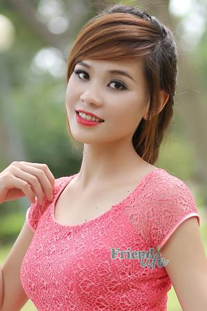 226728 - Thi Minh Trang Age: 31 - Vietnam