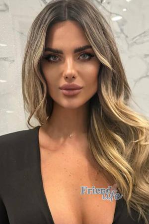 228592 - Viktoriia Age: 31 - Ukraine
