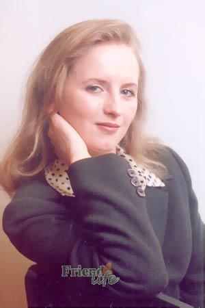 52127 - Nadezhda Age: 37 - Russia