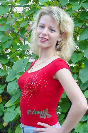 52954 - Oxana Age: 28 - Ukraine