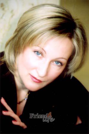 58786 - Elena Age: 42 - Russia