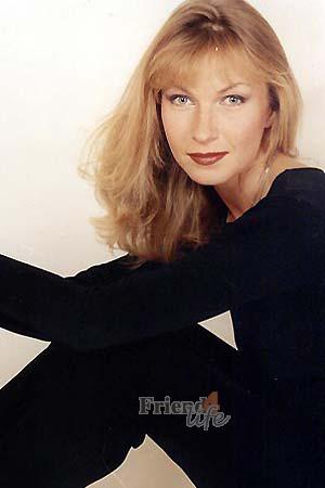 77494 - Nadezhda Age: 41 - Russia