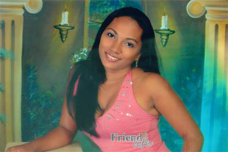 77825 - Rosa del Carmen Age: 28 - Colombia