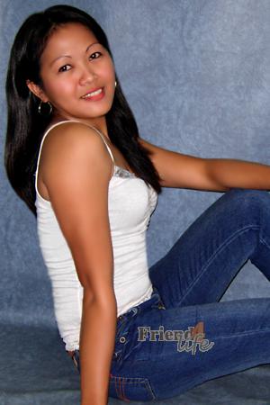 94523 - Johnievie Age: 28 - Philippines